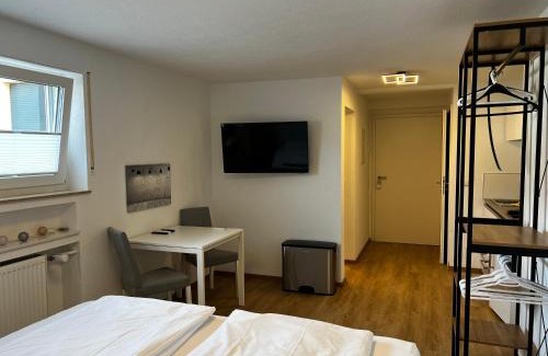 Villingen-Schwenningen Apartment | *moderne Wohnung ANTON in VS mit Küche+Bad