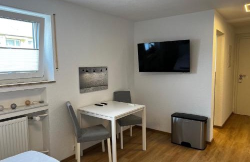 Villingen-Schwenningen Apartment | *moderne Wohnung ANTON in VS mit Küche+Bad