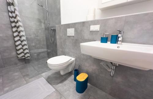Altstadt Sudwest Apartment | Moderne Wohnung im Zentrum der Altstadt - Altbau Flair, WLAN