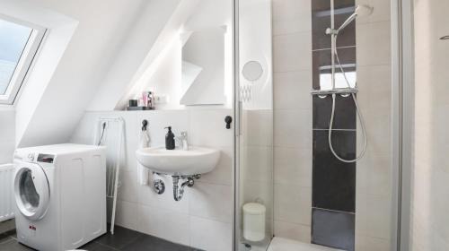 Lohmar Apartment | Moderne Wohnung - Nähe Messe/Flughafen