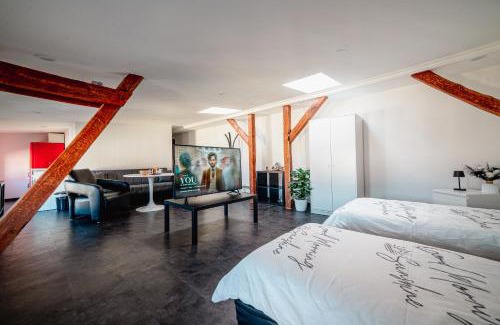 Sudenburg Apartment | Moderner Altbau für 3