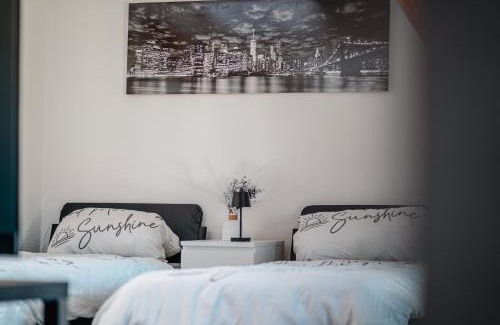 Sudenburg Apartment | Moderner Altbau für 3