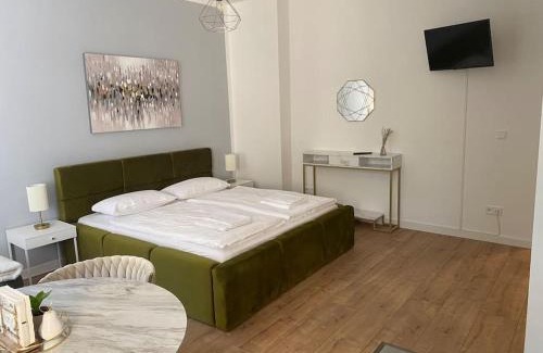 Strehlen Apartment | Modernes Apartment mit großer Terrasse