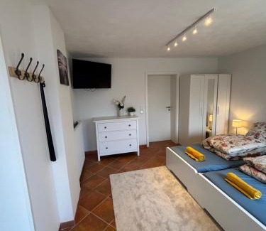 Rhein-Erft-Kreis District Apartment | Modernes Apartment mit Parkplatz