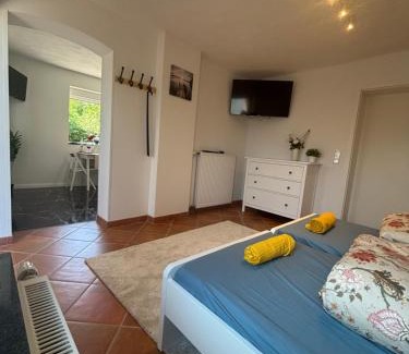 Rhein-Erft-Kreis District Apartment | Modernes Apartment mit Parkplatz