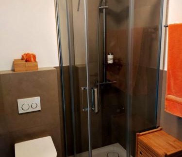 Wuppertal Apartment | Modernes Appartement am Eskesberg