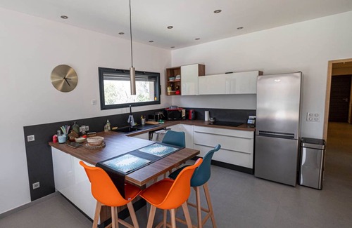 Croagnes House | Modernes Haus mit Pool im Herzen des Luberon 415 SAT