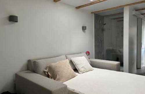 Unterrath House | Modernes Studio mit en-Suite Bad & bester Anbindung