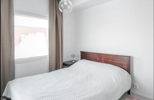 Kirkkonummi Apartment | Moderni asunto hyvien yhteyksien päässä