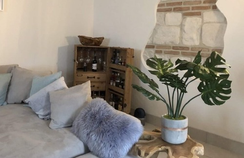 Lama dei Peligni House | Modernised town house in pretty, traditional village with amazing views.