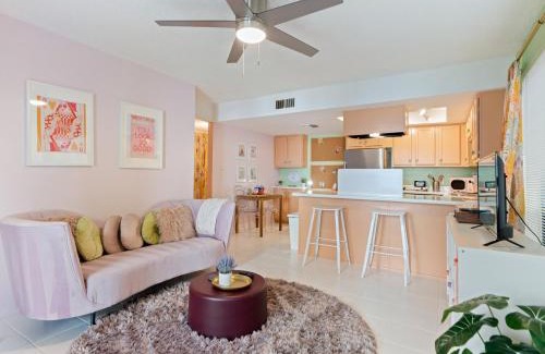 Marble House | Modernized 1br Condo W Shared Pool & Spa