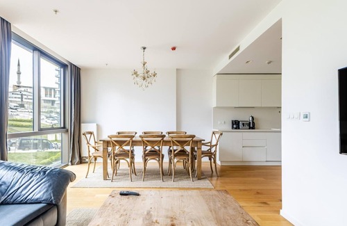 Kadikoy Apartment | Modernly Designed Spacious Flat Near Kadikoy