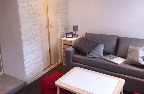 Friedrichshoehe Apartment | Modernly furnished holiday home (120sqm) with garden and terrace