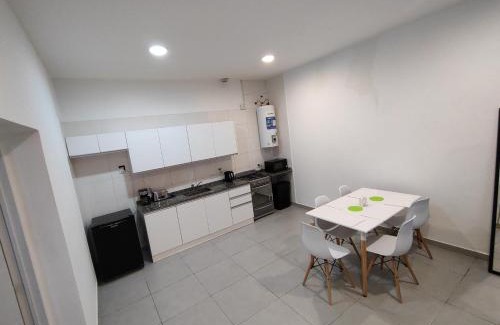 Chacarita Apartment | Moderno PH con patio en Chacarita A 3 minutos de Palermo y 2 cuadras del Movistar Arena y Art Media