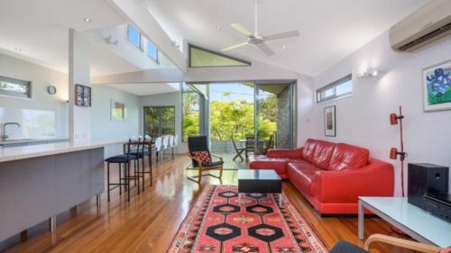 Moffat Beach House | Moffat Retreat, Moffat Beach