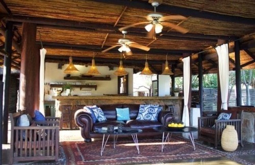 Alldays Cabin | Mogalakwena River Lodge