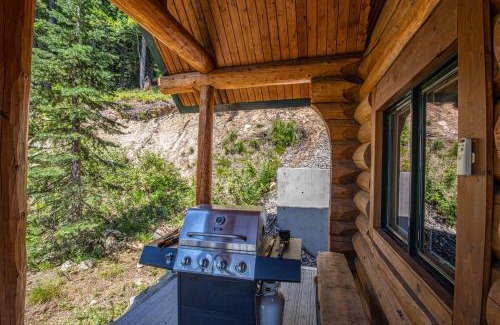 Sandpoint House | Mogul Hill Cabin
