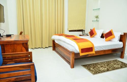 Malviya Nagar Hotel | Mojo M Villa -Airport Boutique Hotel