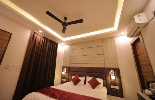 Rishikesh House | Mokshda Premium Hotel & Restaurant, Rishikesh