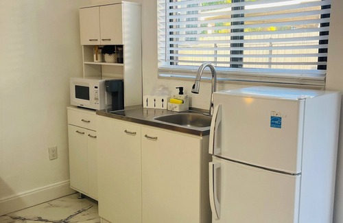 Miami Gardens Apartment | Molina’s Gardens