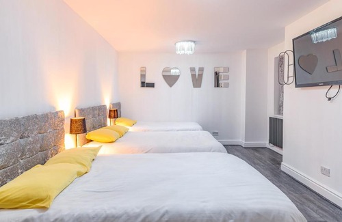 Liverpool Apartment | Mollet House
