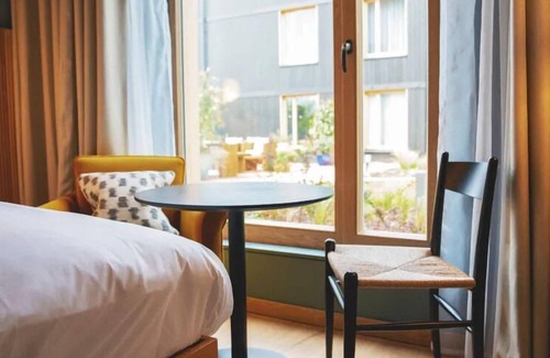 Cribbs Causeway Hotel | Mollie's Motel & Diner