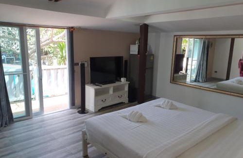 South Pattaya Hotel | Momento Resort