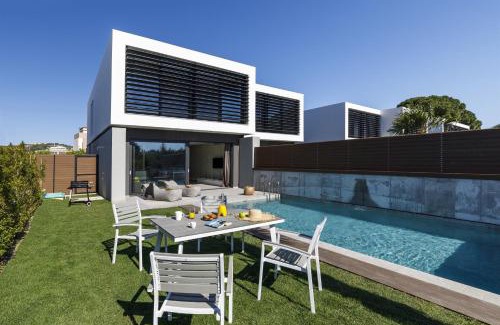 Ixia Villa | Momentum Villas