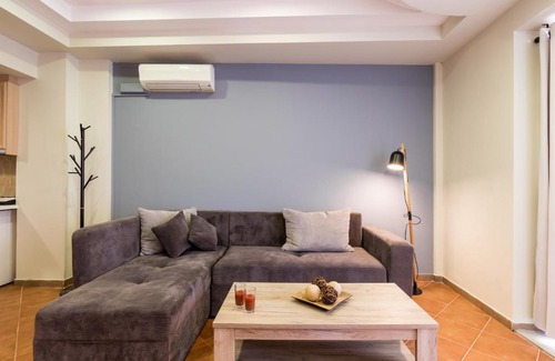 Corfu Town Apartment | Mon-Repo Suites