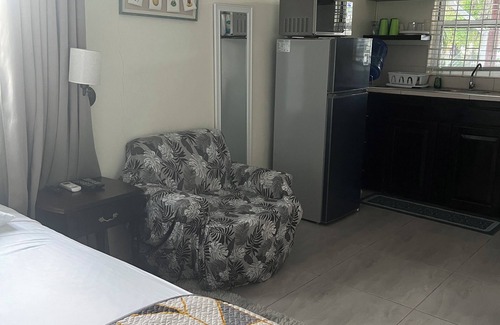 Mona Heights Apartment | Mona Cottage
