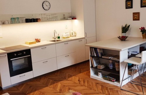 Old Town Apartment | Mona Lisa Apartment, la Place Magic