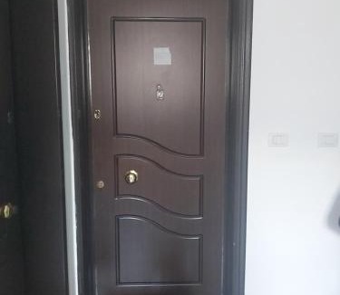 Qender Apartment | Mona`s apartments 1