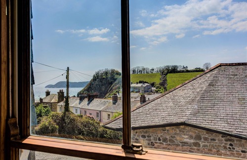 Charlestown Cottage | Mona's Cottage - Private Parking, Sea Views, Garden & Close To Harbour & Beach