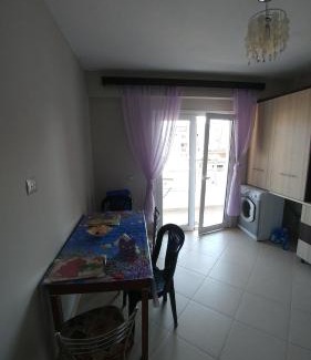 Qender Hostel | Mona`s Hostel