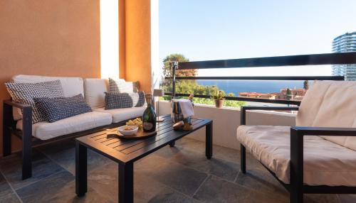 Beausoleil Apartment | MONACO Border LUXURY SUITE - SEA VIEW - POOL