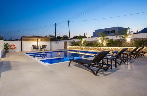 Pefkos Villa | MonaLisa Villa