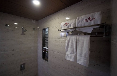 Rajgurunagar Hotel | Monarch Express