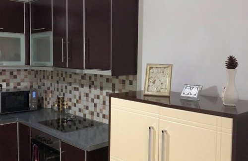 Sarande House | Monas Guesthouse