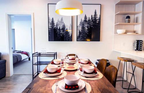 Revelstoke House | Monashee Sunshine - Condo with Private Hot Tub