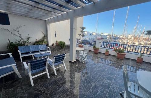 Monastir Apartment | Monastir duplex with terrace in the marina