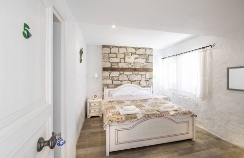 Tokoglu House | Monat Otel Alacati