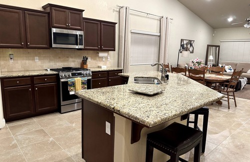 Merced House | Mondavi Cottage - a VRBO home perfect for university or medical Professionals
