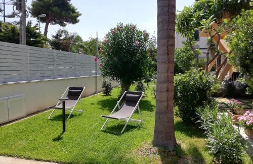 Mondello House | Mondello Felix - appartamenti in villa a 600m dal mare