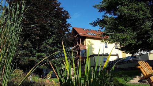Finsterbergen Apartment | Monderne Komfortwohnung im Kurort am Rennsteig