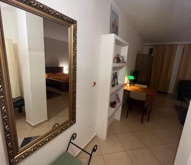 Komarno Apartment | Monelly Apartman