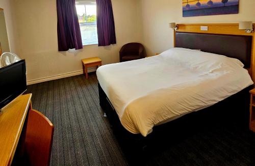 Murthill Hotel | Monifieth Farm Hotel