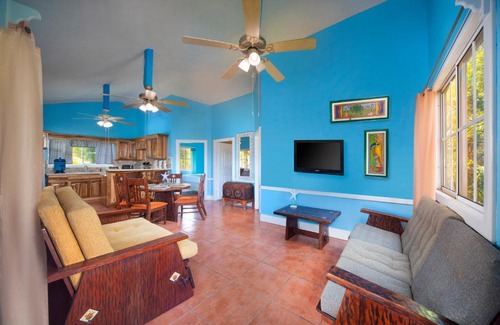 Sandy Bay House | Monkey Lala Apartments
