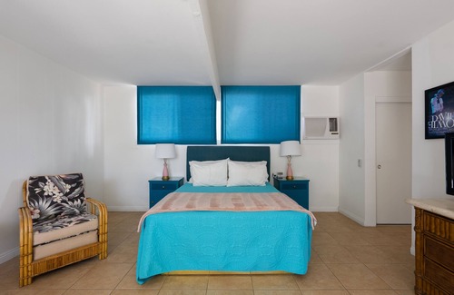 Desert Park Estates House | Monkey Tree Hotel 3 by AvantStay | Stylish Hotel in Palm Springs w/Pool!
