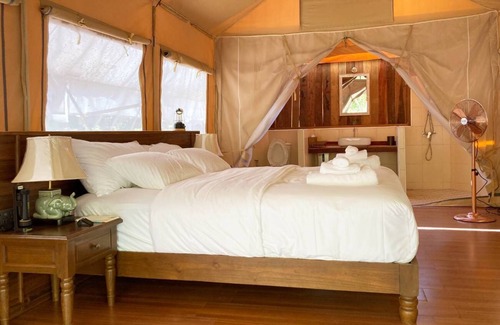 Bo Kluea Cabin | Monmanee resort