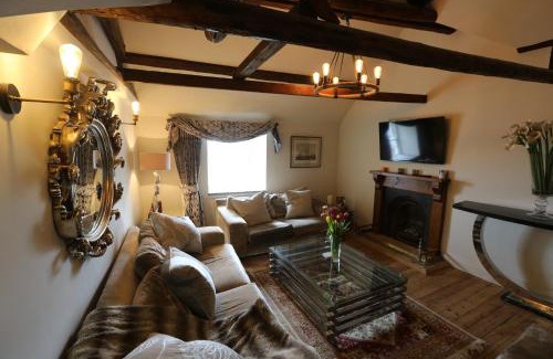 Lyme Regis Apartment | Monmouth House Apartments, Lyme Regis Old Town, dog friendly